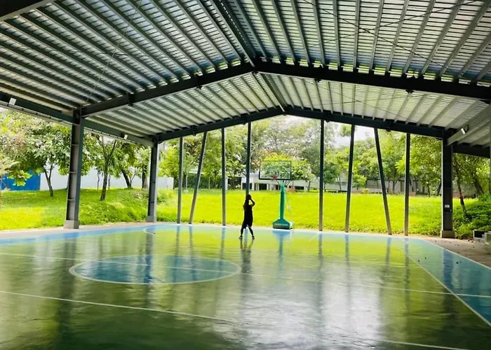 アパートホテル Casa Maja Staycation At Vine Residences